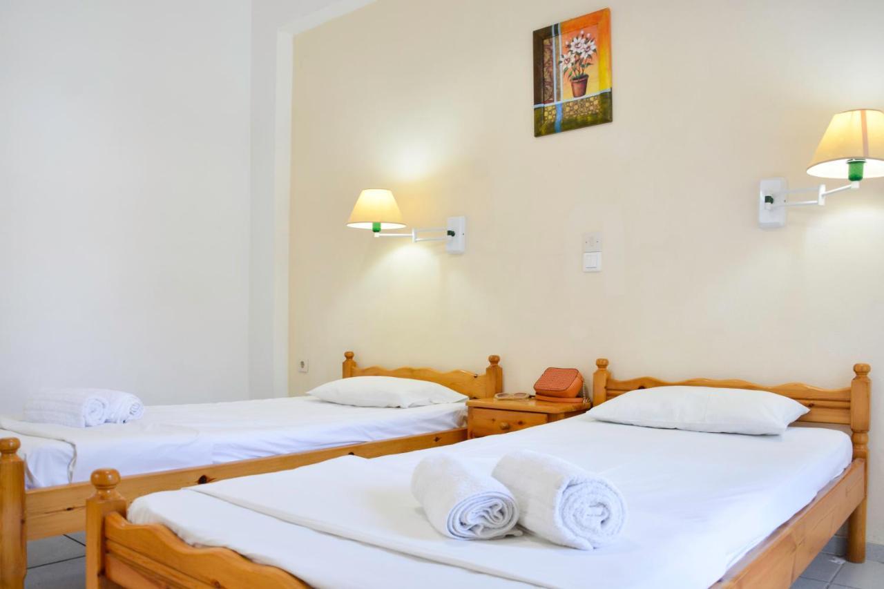 Loula Apartments Kavos Bagian luar foto